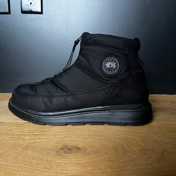 Canada Goose CROFTON PUFFER BOOT black - US 8 - Picture 1 of 9